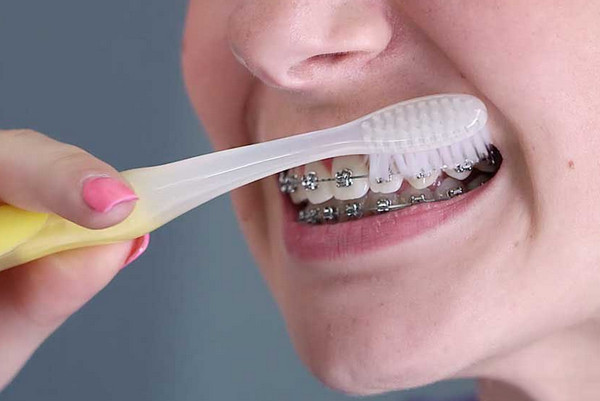 Day thun nieng rang bi vang